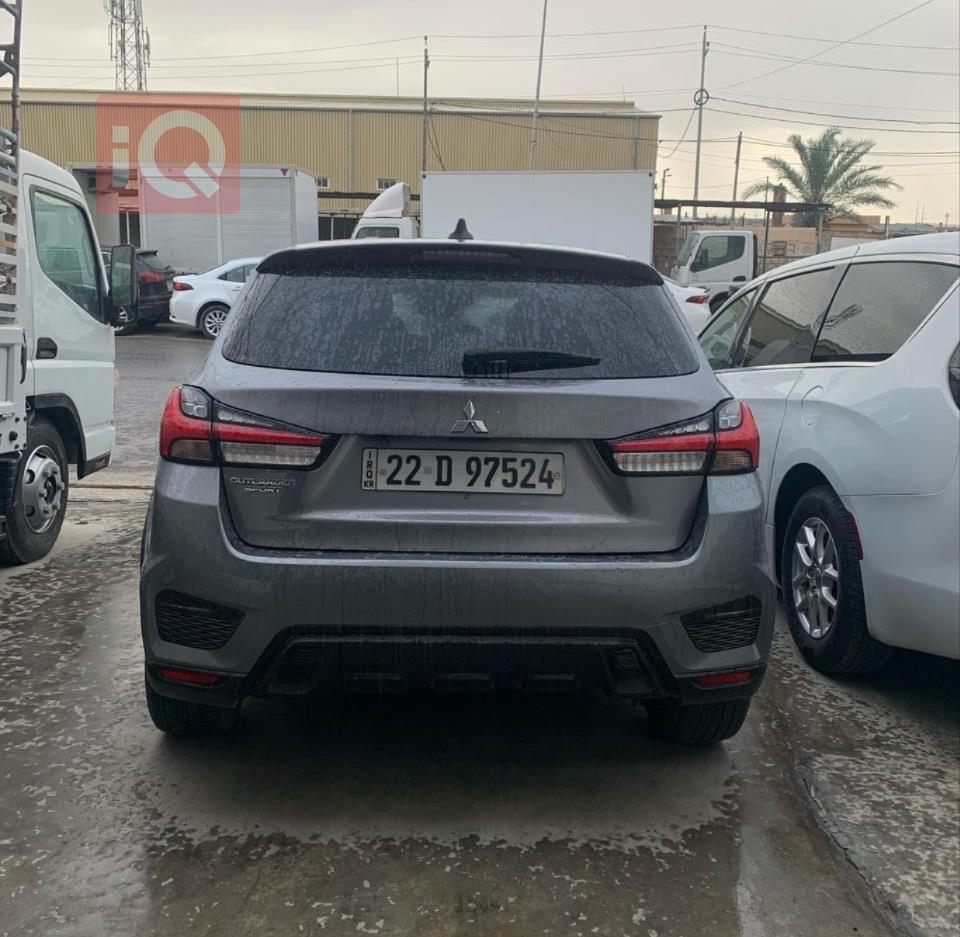 ميتسوبيشي أوتلاندر سبورت